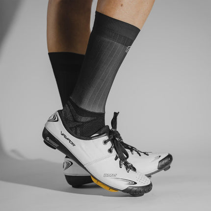 Spatzwear Aero Sokz - SPZAESKBML - Aerolux